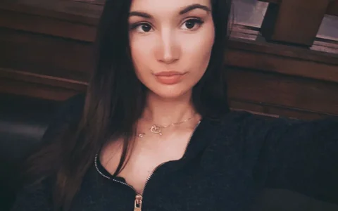 AmbraEnms Selfies Foto 3