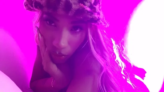 turabbitxx Susana pink u fav mami 🌈💋✨🔥 Hình 6