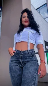 Kiara_Kismet_ Public Pic 5