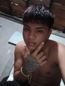 Alejandro079_のYoの 7枚の写真