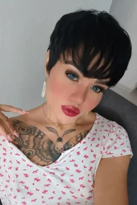 Domiino_ Public  3টি ছবি