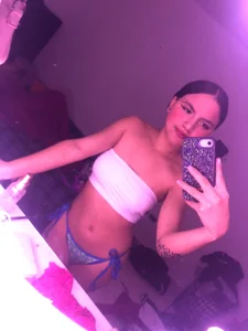 kimmy_fuckas Public Pic 3