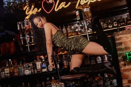 DaniCollinn_ 💚Buy me a drink if you're feeling lucky🍀 Billede 3