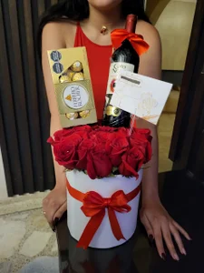 RenataLeclair A nice gift from someone special Pic 4