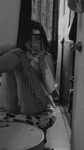 Nickie_reed_ Public Εικόνα 2