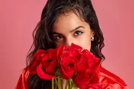 LeenaBrown Gif of Valetine`s Pic 2