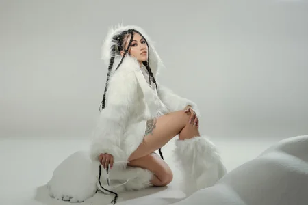 EsmeraldaGrace1 Do you want to come with me? Pic 4