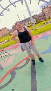 brunnette_hotのPlayful flirt 😏 and bold magic 🦋🔥の 8枚の写真