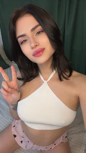 VanessaTendernessのPublicの枚の写真