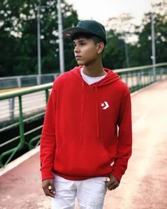 Public de boyswantingplay  3 Imagens