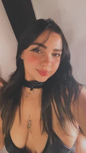 Abril_Gomez06 🖤🌸✨ صورة واحدة|Abril_Gomez06 🖤🌸✨ صورتان|Abril_Gomez06 🖤🌸✨  3 صور|Abril_Gomez06 🖤🌸✨  3 صورة