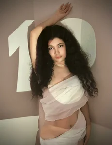 LunaRosse_ Thanks for your support, we are 10k 🙈 Pic 4