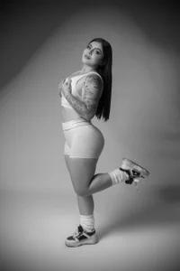 MaiahDolls B&W 😍 зображення