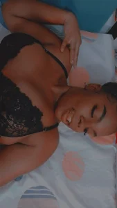 Zdjęcia salem_rosee a little of me ❤️‍🔥🤤:  2