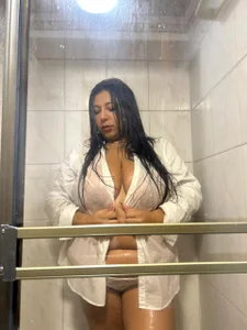 KendalMilleer Mood: Fresh out of the shower Pic 4