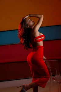 EsmeAinsley Do you see Red? Poză