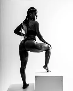 sowfit Sexy black and white Bilde 8