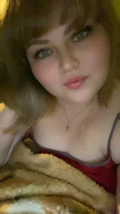 ElenHotWhite Public Pic 2