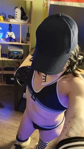 Want to fuck me? Message me. od KARINA_xXx_  4 snímek