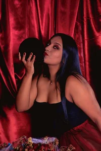 ellamontoya U BAD VAMPIRE Pic