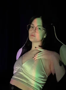 Caught in the moment... would you stay? od FakeLamb  2 snímek