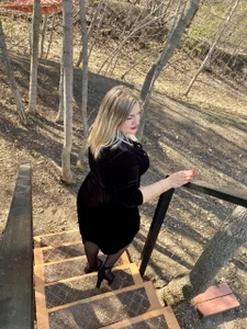 NikaSkylinkSpring walk图片 8