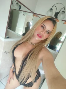 sexyWinnie69's XXX Nude Photo 3