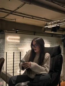 AlishaBennett Public Pic 4