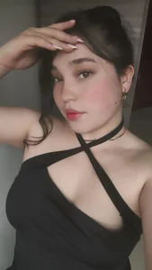Julieth_Caandy kullanıcısının I like my hair up! 🔥🥵 albümü -  2 fotoğraf