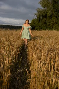 Adr1ana_ field and me Pic 9