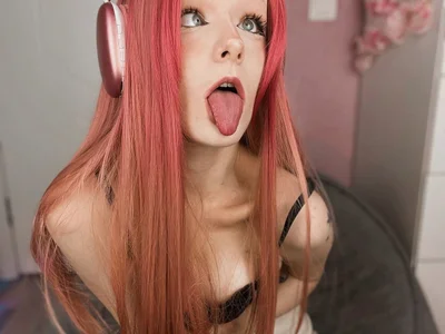 ViviLightのHottie girlの 2枚の写真