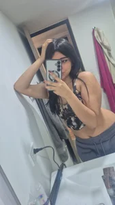 Lania_spencer2 Public Pic 2