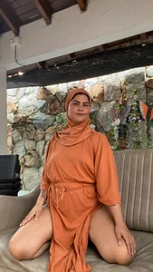 AishaAmin_ Welcome to my world! Where fun never goes out 😈 Hình 2
