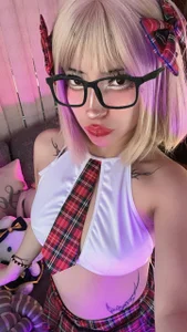 Melody-chers Fun and school break😈😋 Pic 7