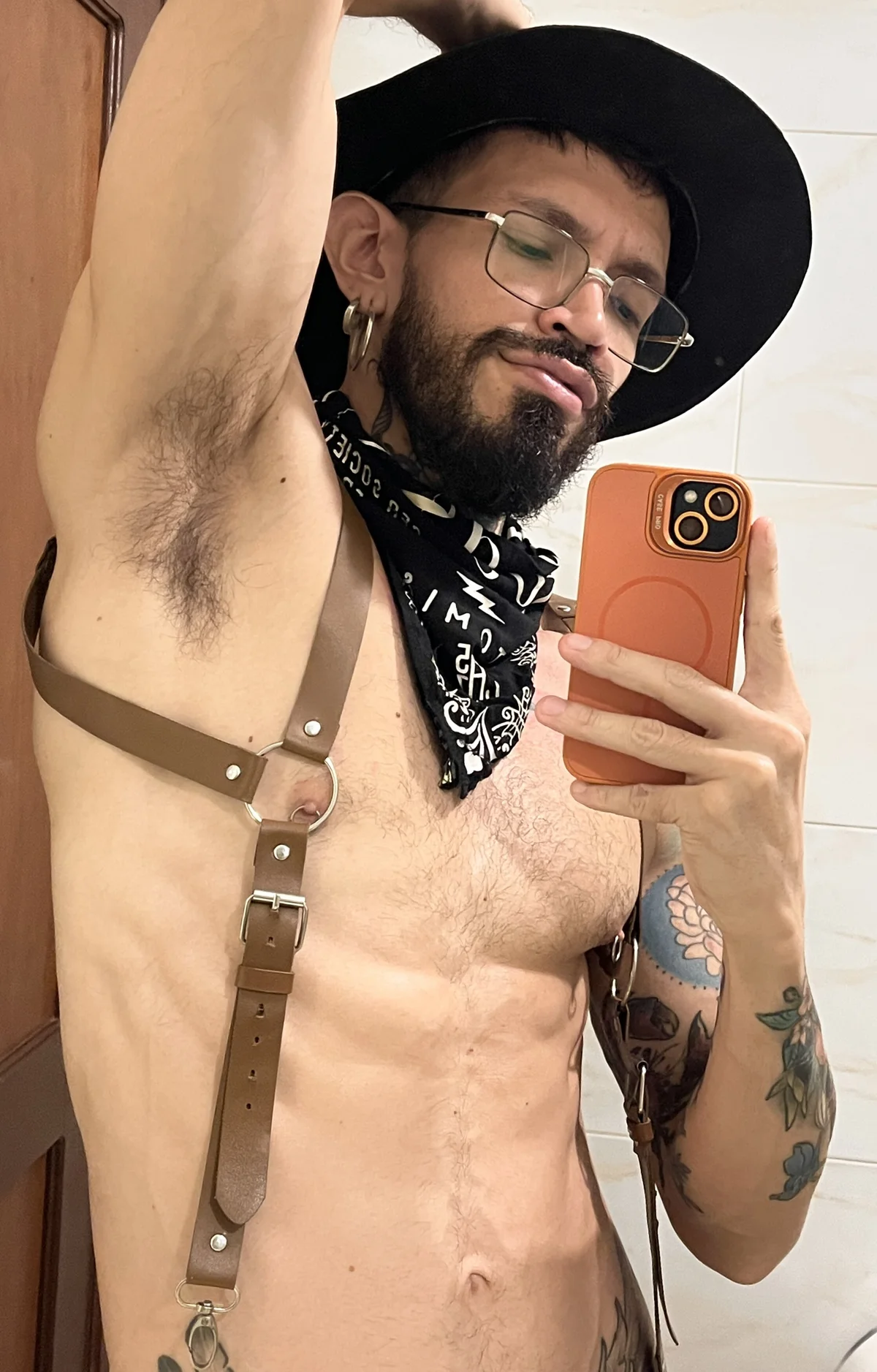 Трендове зобра ження  6708 Simon_Rz