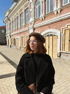 Public de Sunann  2 photos