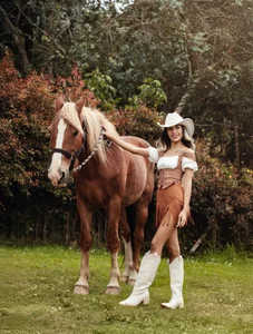 mia-reeves Wild and free🔥 Immagine  3