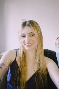 Larissa516 Public Pic 3