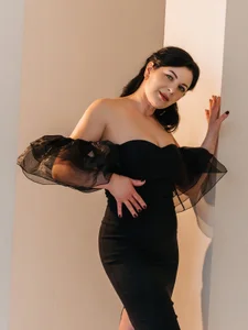 Nina_Stane Public صورة واحدة|Nina_Stane Public صورتان|Nina_Stane Public  2 صور|Nina_Stane Public  2 صورة