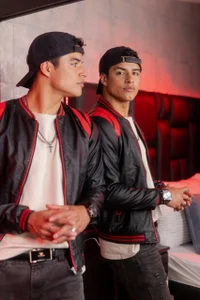 jacobbiker: sexy ( 5 фото)