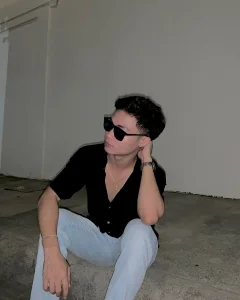 hotzachery Public Pic