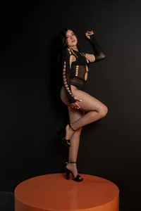 HaileyRoss_ Mrs Ross Hình 2