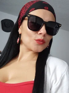 CharlotteCottin Hey you Immagine  8