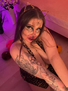 Sugarmusee Purrfectly wicked🎃🐆 Pic 5
