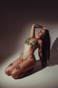 Hot stuff de mssjulia  3 photos