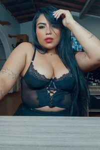 kiana_cream 😊🖤 Pic 3