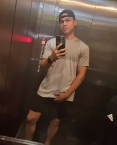 Samyr2021s Gym time sexfoto 1