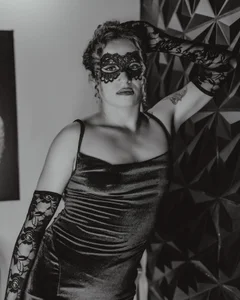 amy_e Subtle Domination Foto 3