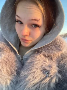 MiraMarchena Public Pic 6