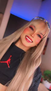 Hi my name is kaRol, I would love to meet you 🥰🥰 od sexys_ladys_htt  6 snímek